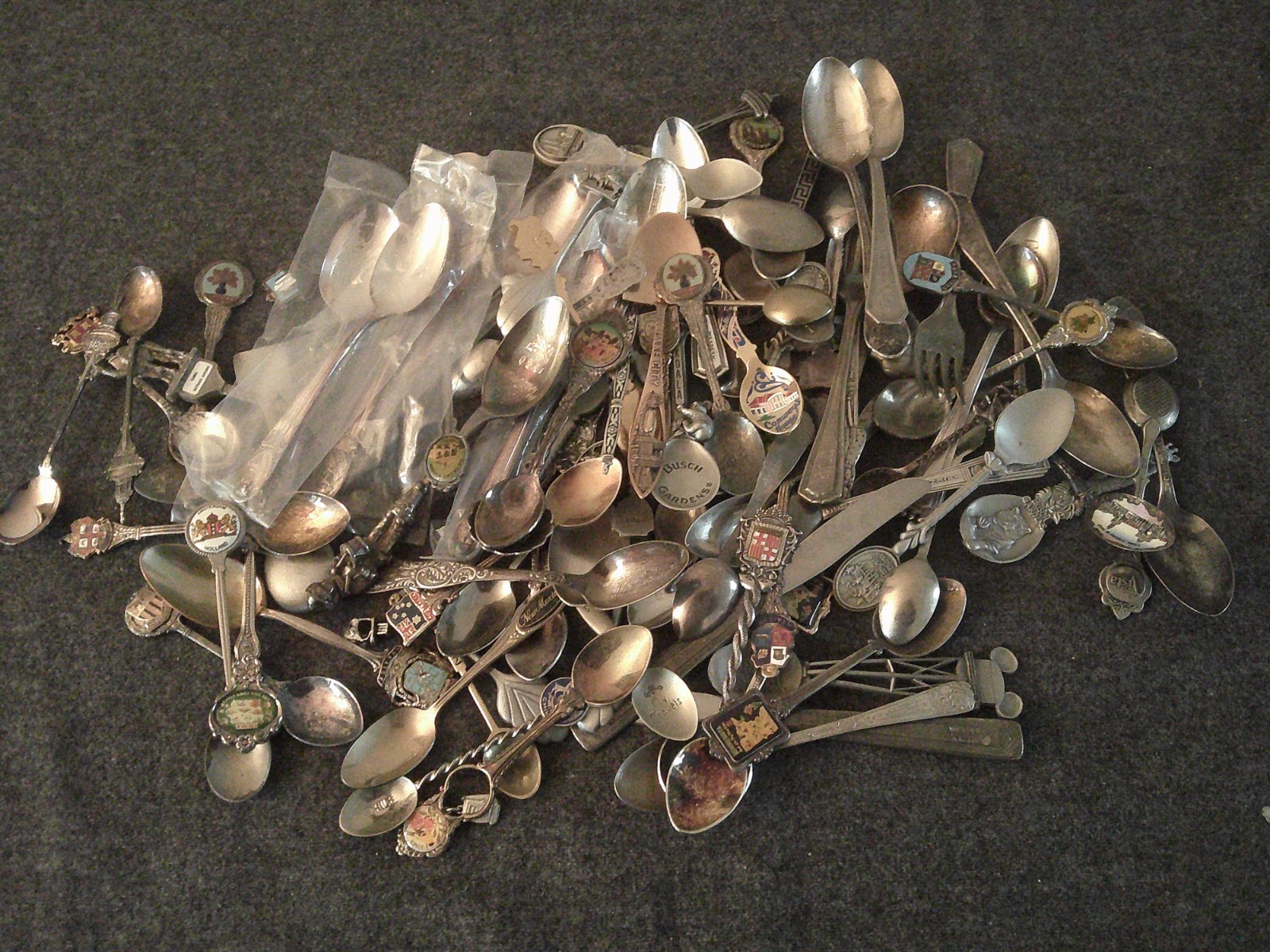 Mixed Lot Vintage Antique Souvenir Spoons -Silverplate, Pewter, Etc.- 85 pieces