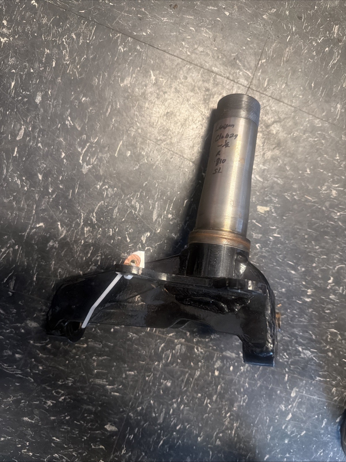 TWM Racing Products Spindle Club29 Dirt Late Model TWM Spindle Right