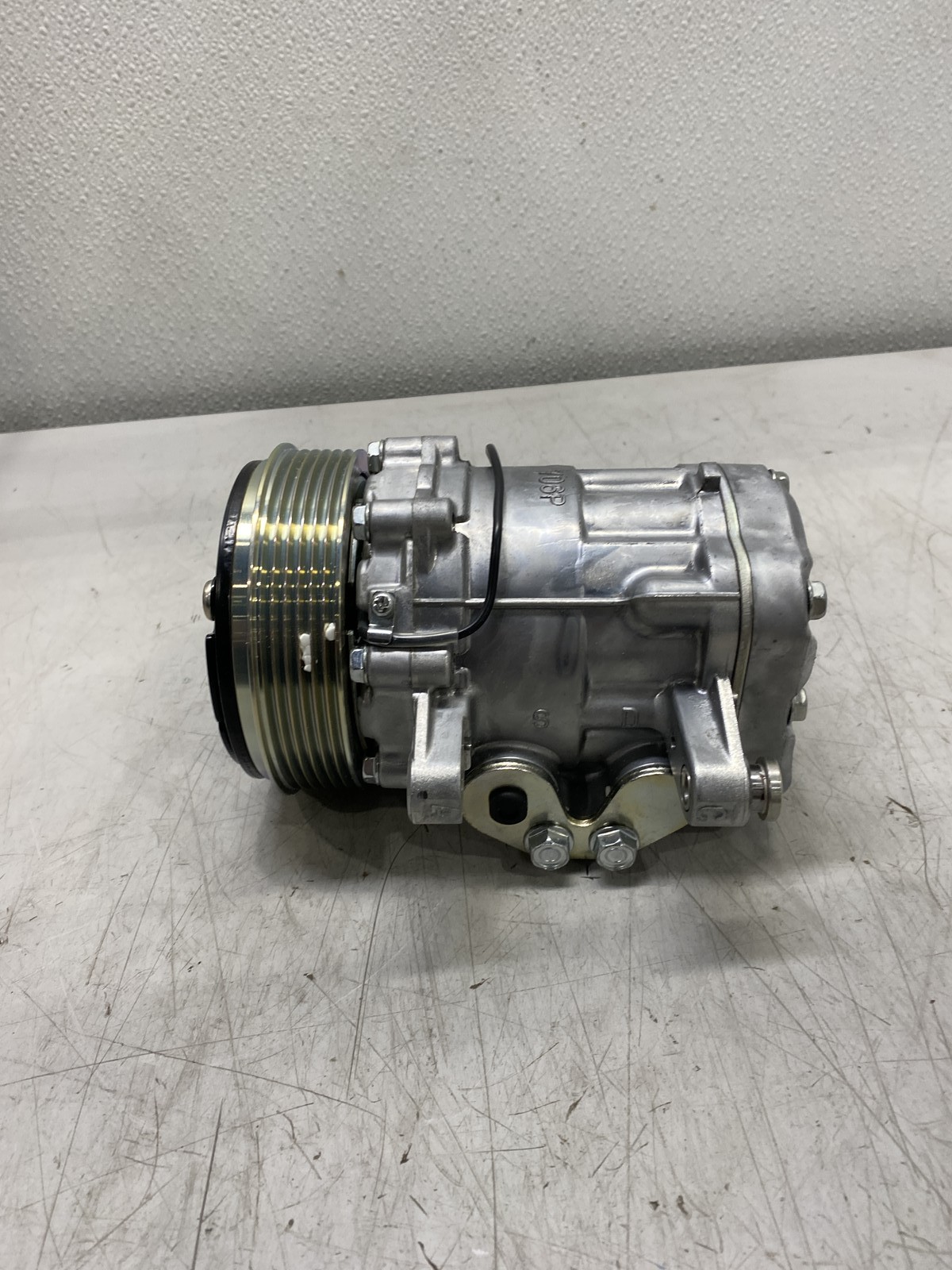 Sanden A/C Compressor-14-SD7176NC