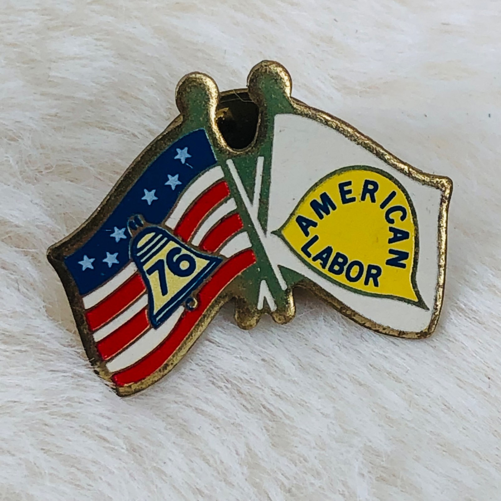 Vtg USA Bicentennial Friendship Flag American Labor Union Member Lapel Pin