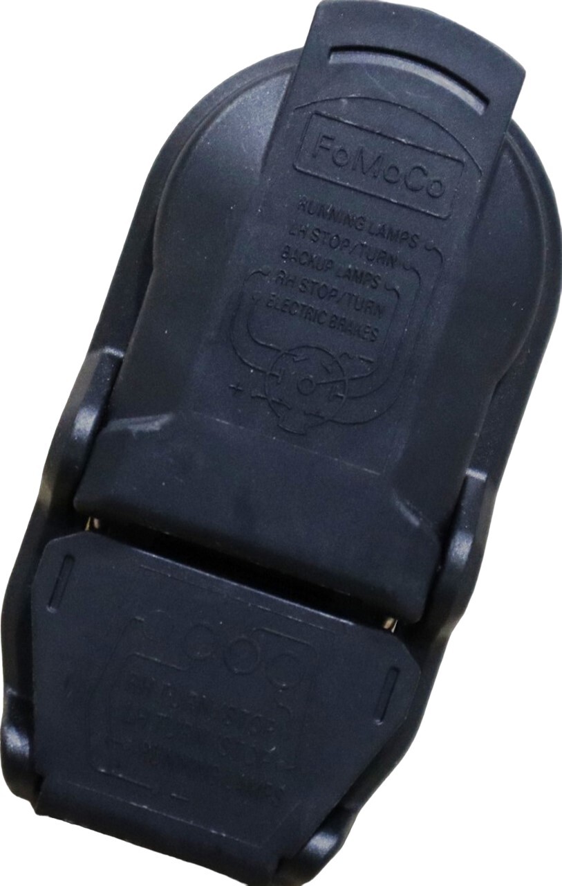 OEM Trailer Towing Wiring Plug FORD Rear Bumper Connector SUPER DUTY F150 Trucks