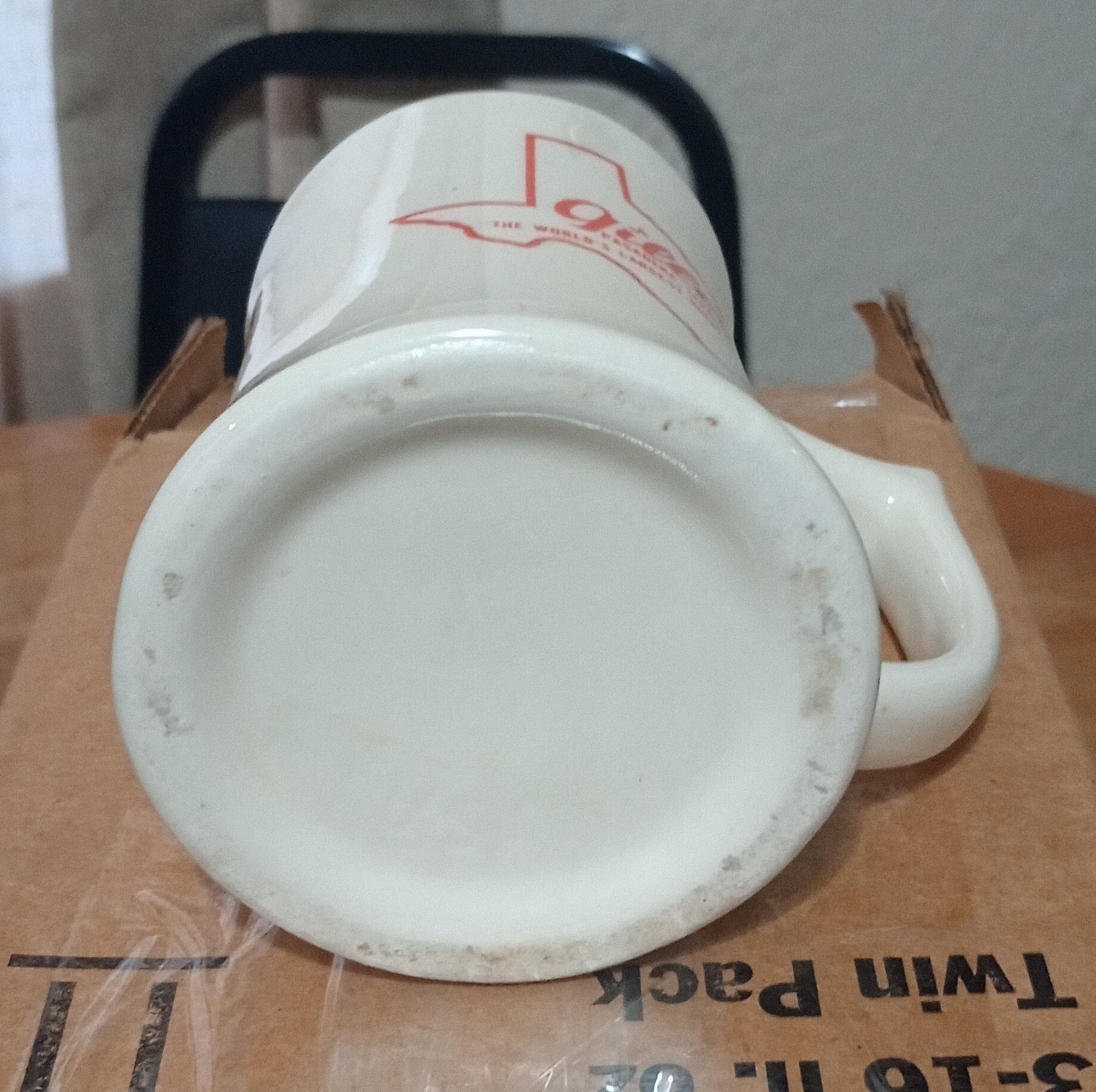 Gilley's Pasadena Texas World's Largest Night Club Advertising Mug