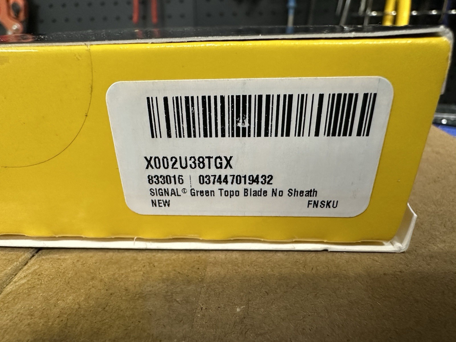 Leatherman Signal Multitool Fire Starter - Black Topo Blade - *BRAND NEW NIB*