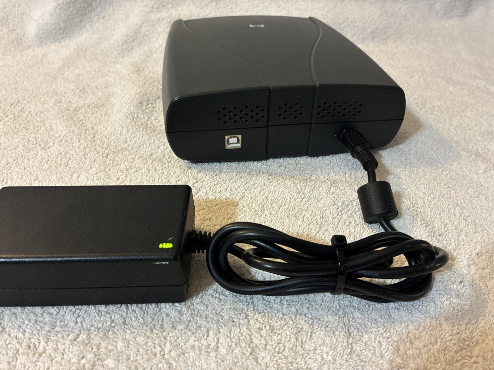 HP DVD-740 External DVD CD RW Writer LightScribe w/ Charger Very Good!