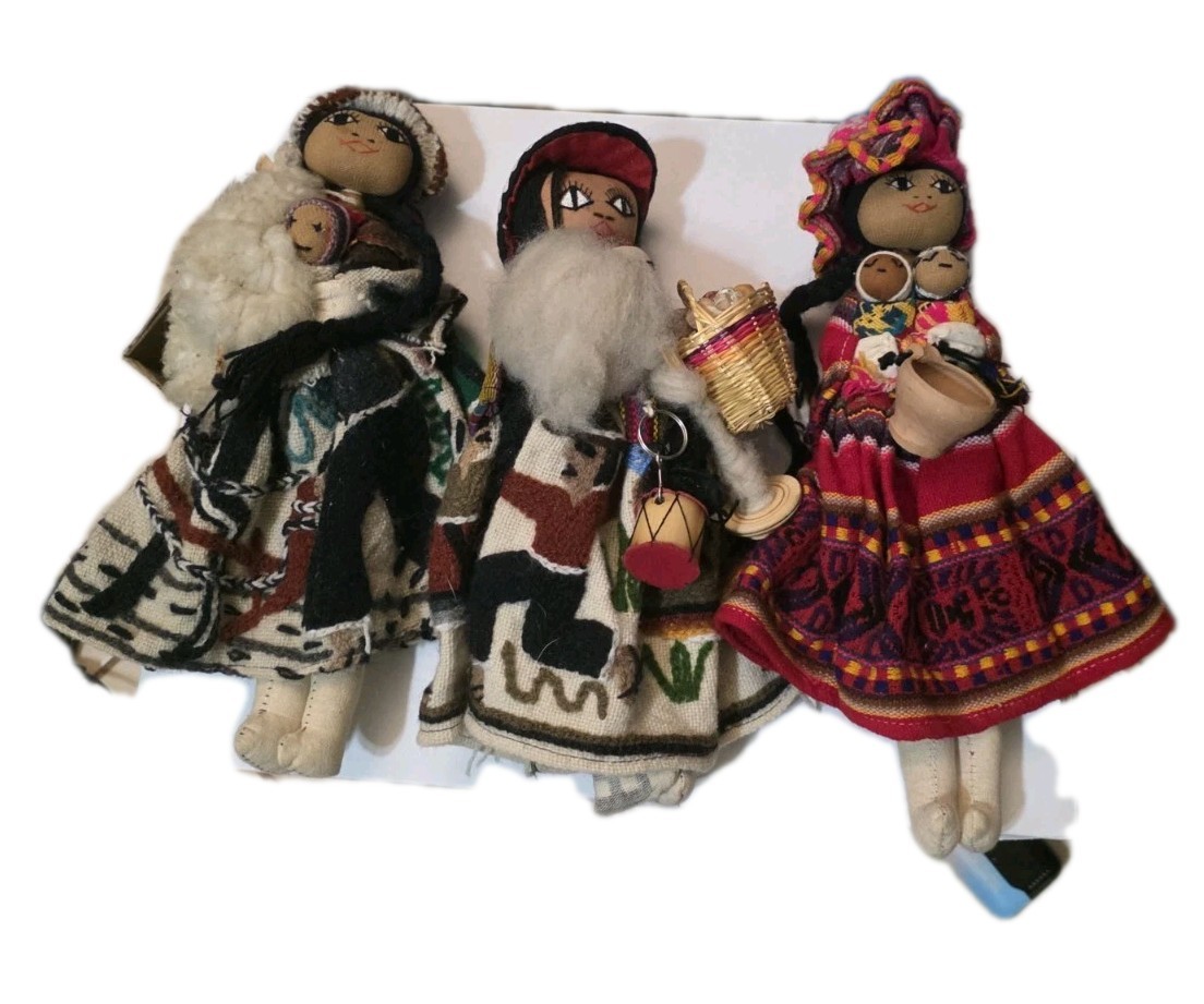 3 Handmade Peruvian Folk Art Dolls Traditional Andean Textile Clothing Vintage