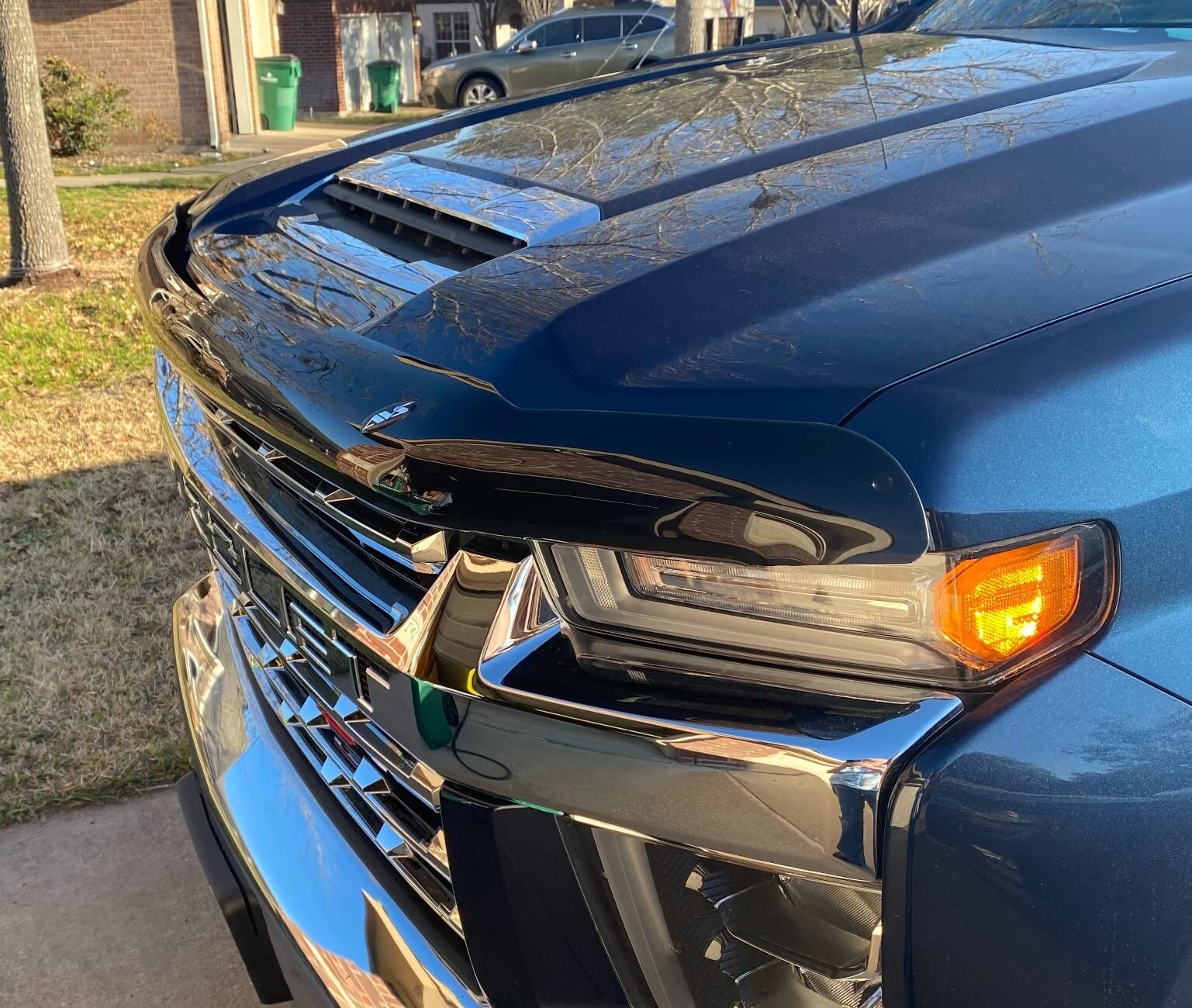 BugFlector II Hood Protector Bug Shield Deflector for 20-25 Silverado 2500 3500