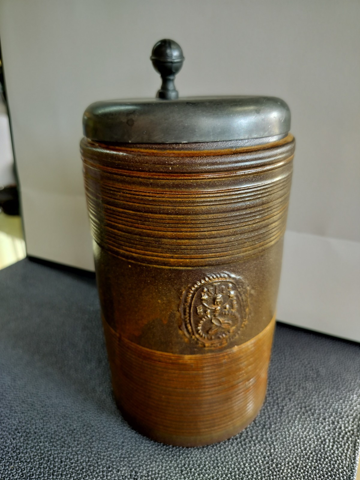 Rare VTG Gerz Koenig Pilsener Jahreskrug 1980