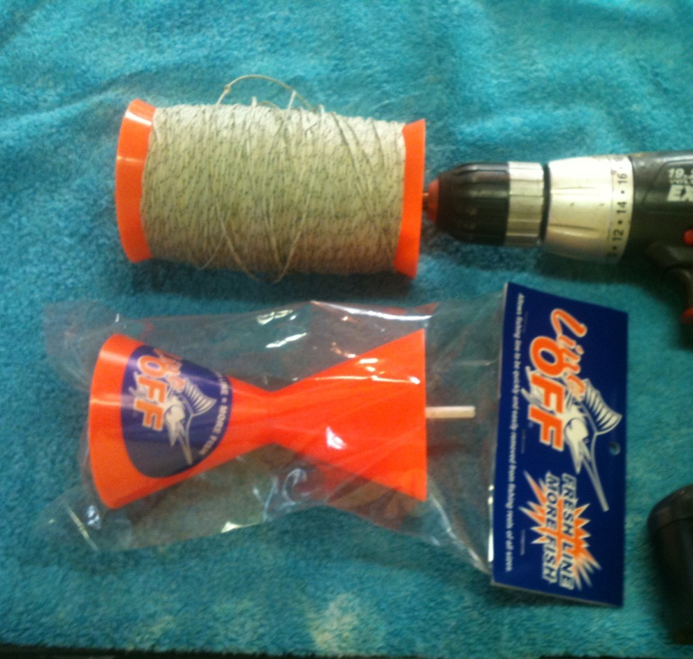 Fishing Tackle LINEOFF Worlds Best Fishing Reel Line Remover Winder Spooler LTGr