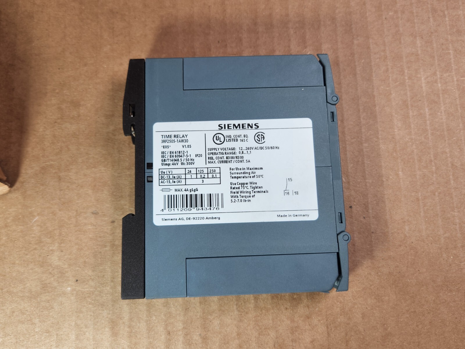 NEW Siemens 3RP2505-1AW30 Timing Relay
