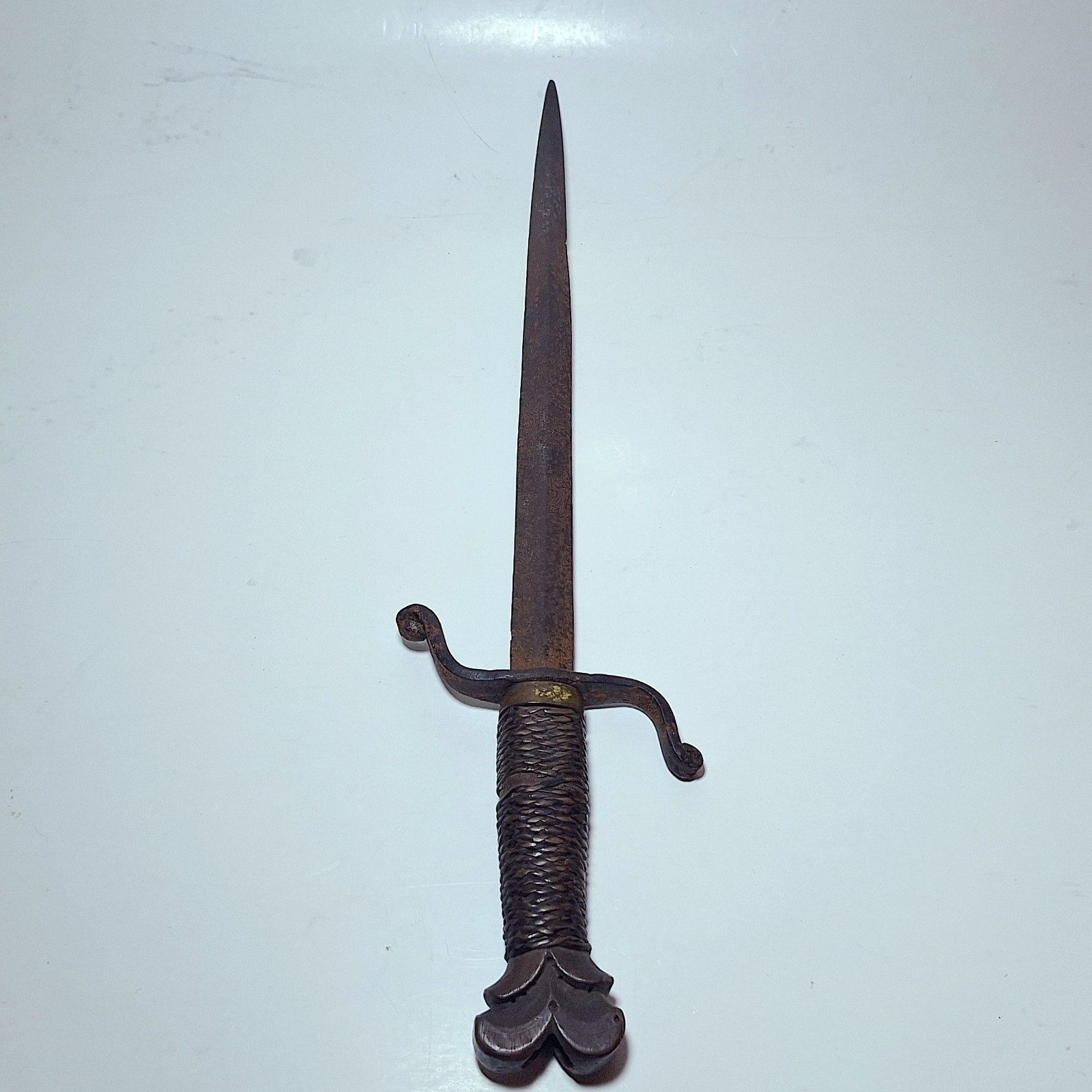 Authentic 17th-Century European Renaissance Left-Handed Dagger – All Original -