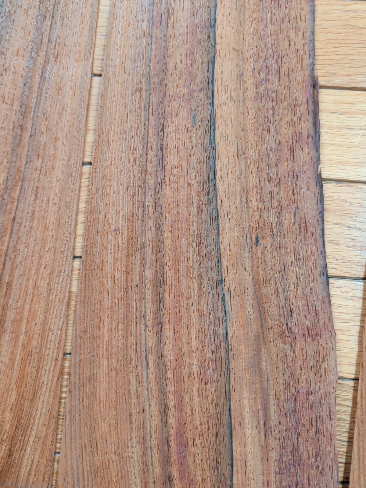 4 pcs San Domingo rosewood wood veneer 4 1/8" x 21" ea hole cracks 6" wi.