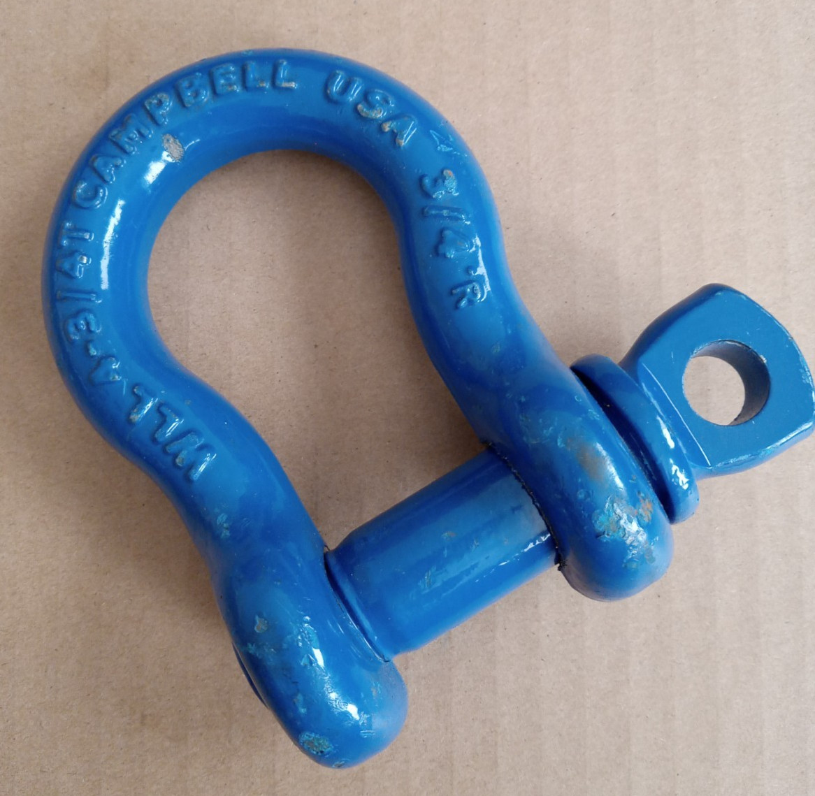 Campbell 5411205 3/4" Anchor Shackle, Screw Pin, Forged Steel, Painted Blue
