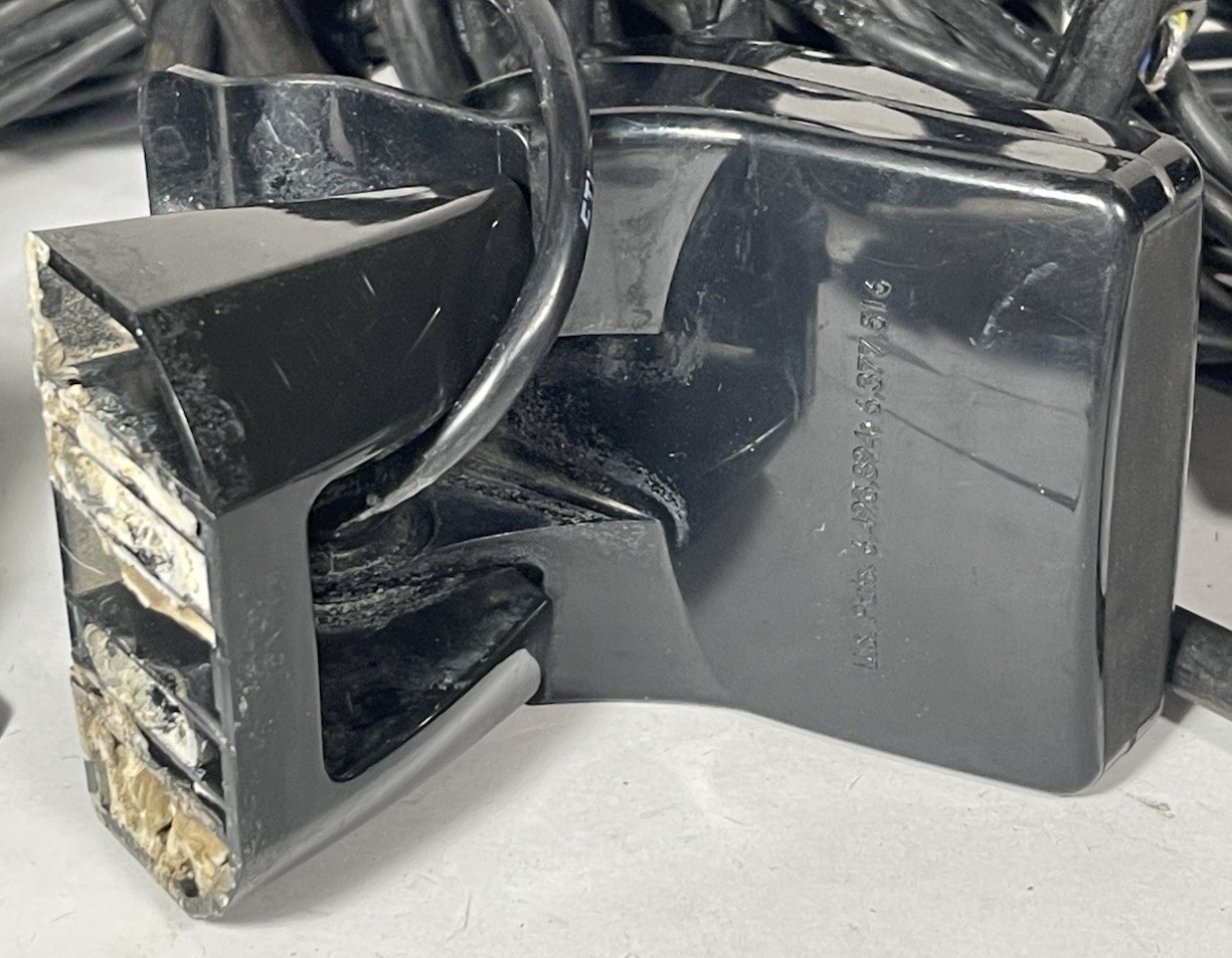 GARMIN Fishfinder 250 Sonar Sounder FishFinder W/ Transducer Speed Sensor Bundle