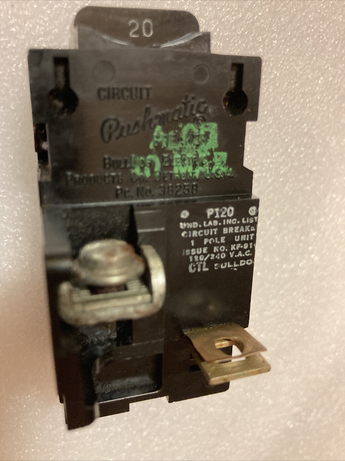 Bulldog P120, 20 Amp, 120 Volt, 1 Pole Pushmatic Circuit Breaker- WARRANTY