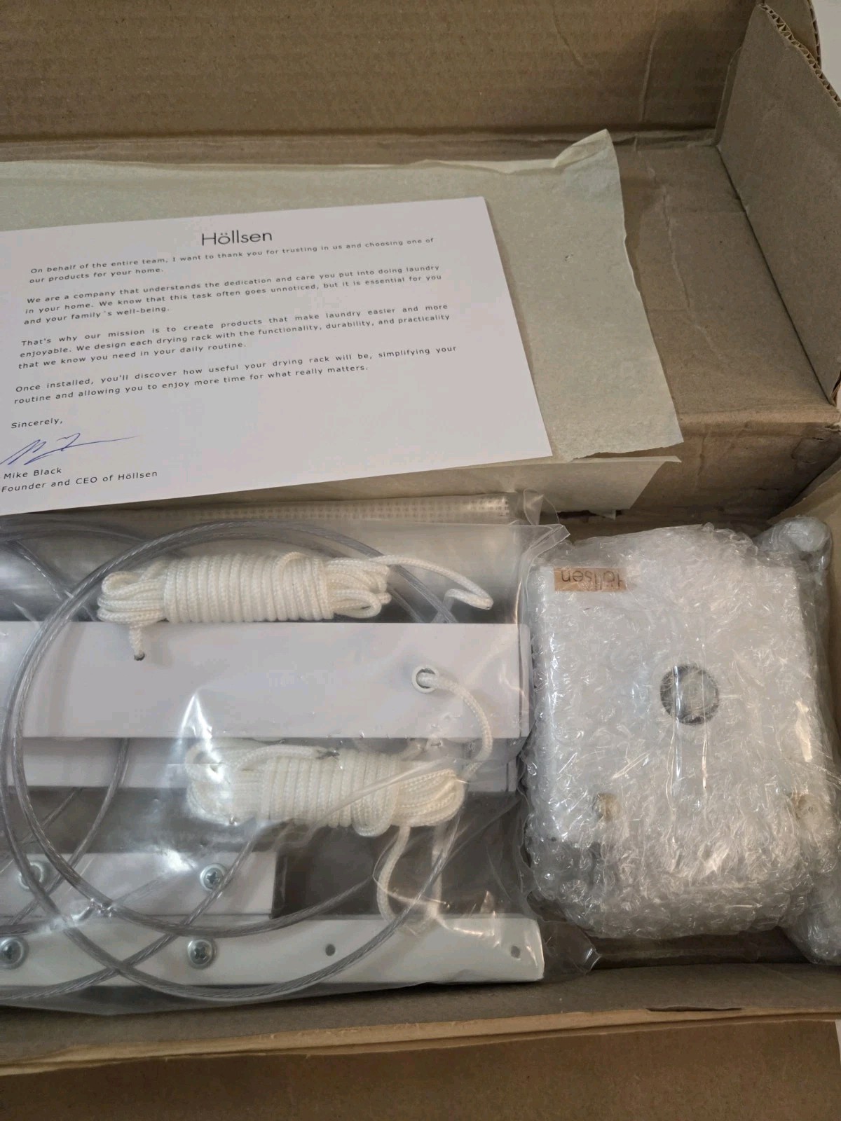 Ceiling Mounted Pulley Drying Rack – Compact Aluminum Clothesline with Mesh Shel