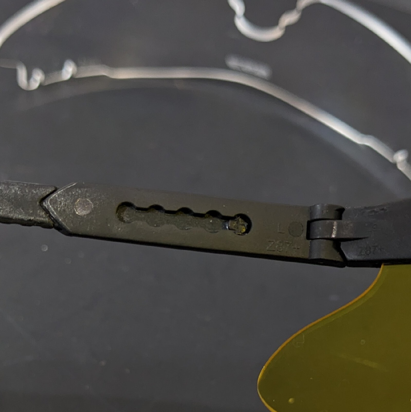 ESS ICE Military GlassesYellow Lense and Clear (Light Scratches)