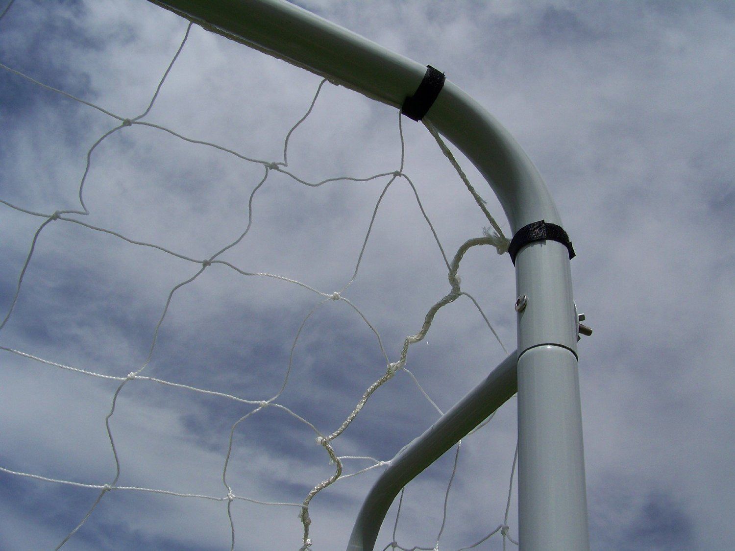 24x8 Ft. Official MLS/FIFA Regulation Size Soccer Goal. 2" Steel Frame(1Net)