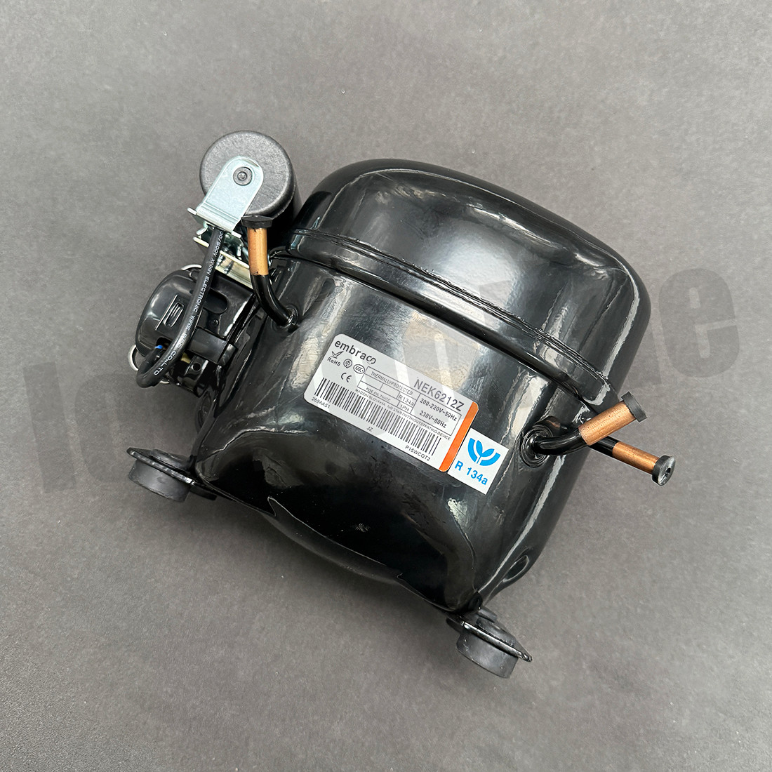 Brabd New NEK6212Z R134 for Refrigerator freezer compressor 220-220V 50Hz 1PH