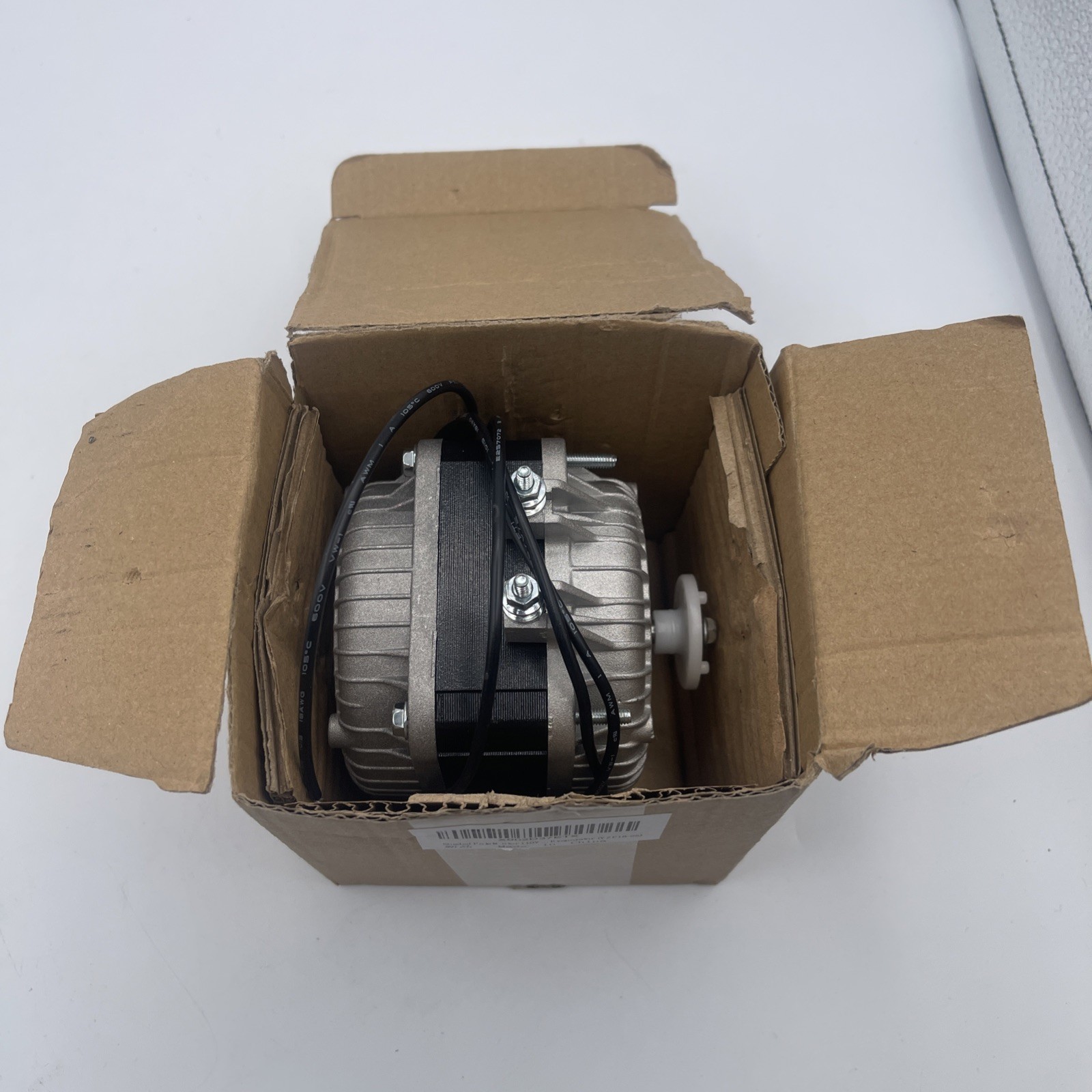 Condenser Fan Motor Part#YZF18-25 18/70W 120V 60Hz 1.01A 1550 r/min