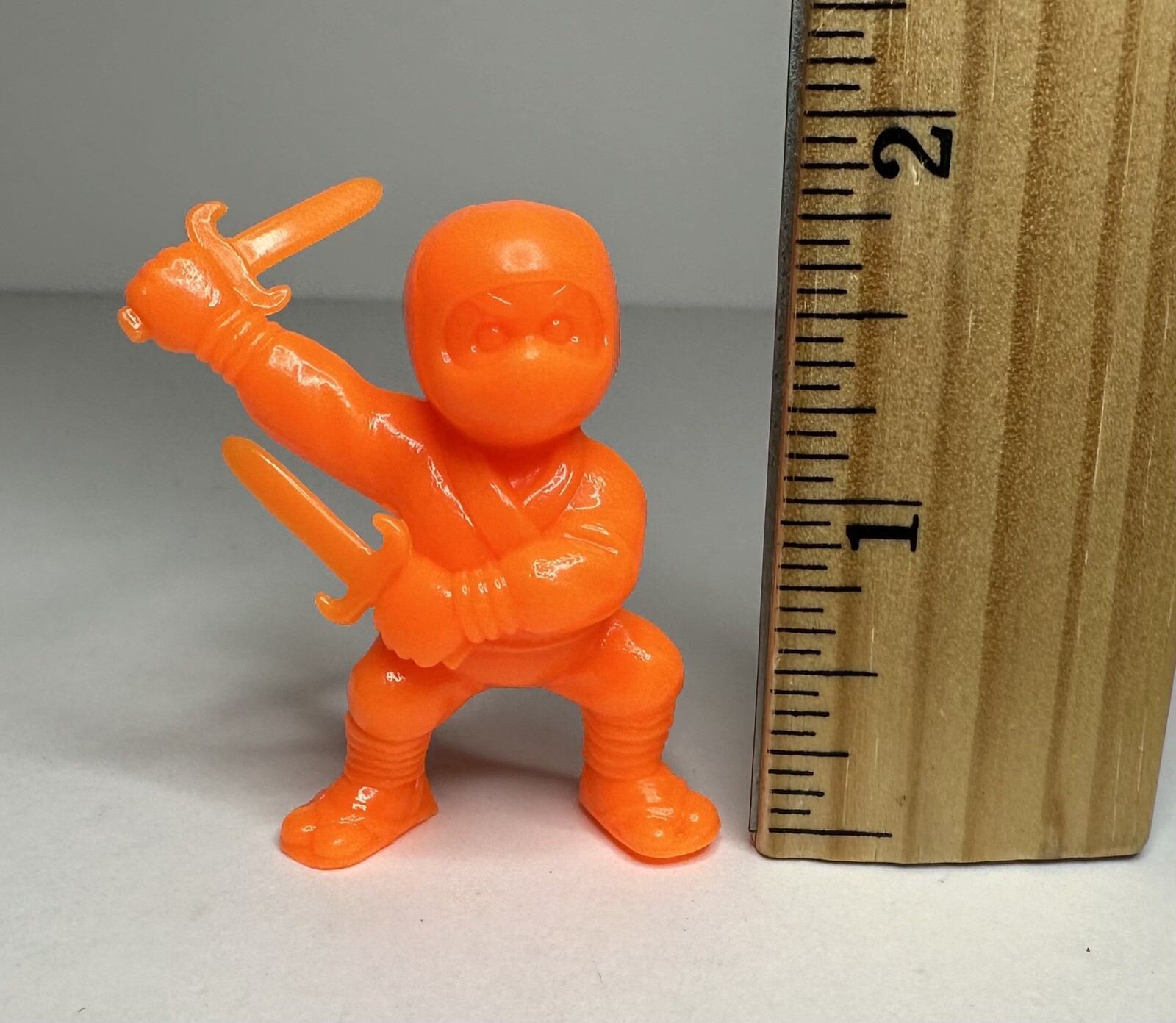 19 Mini Ninjas Gumball Vending Machine Used with Free Shipping