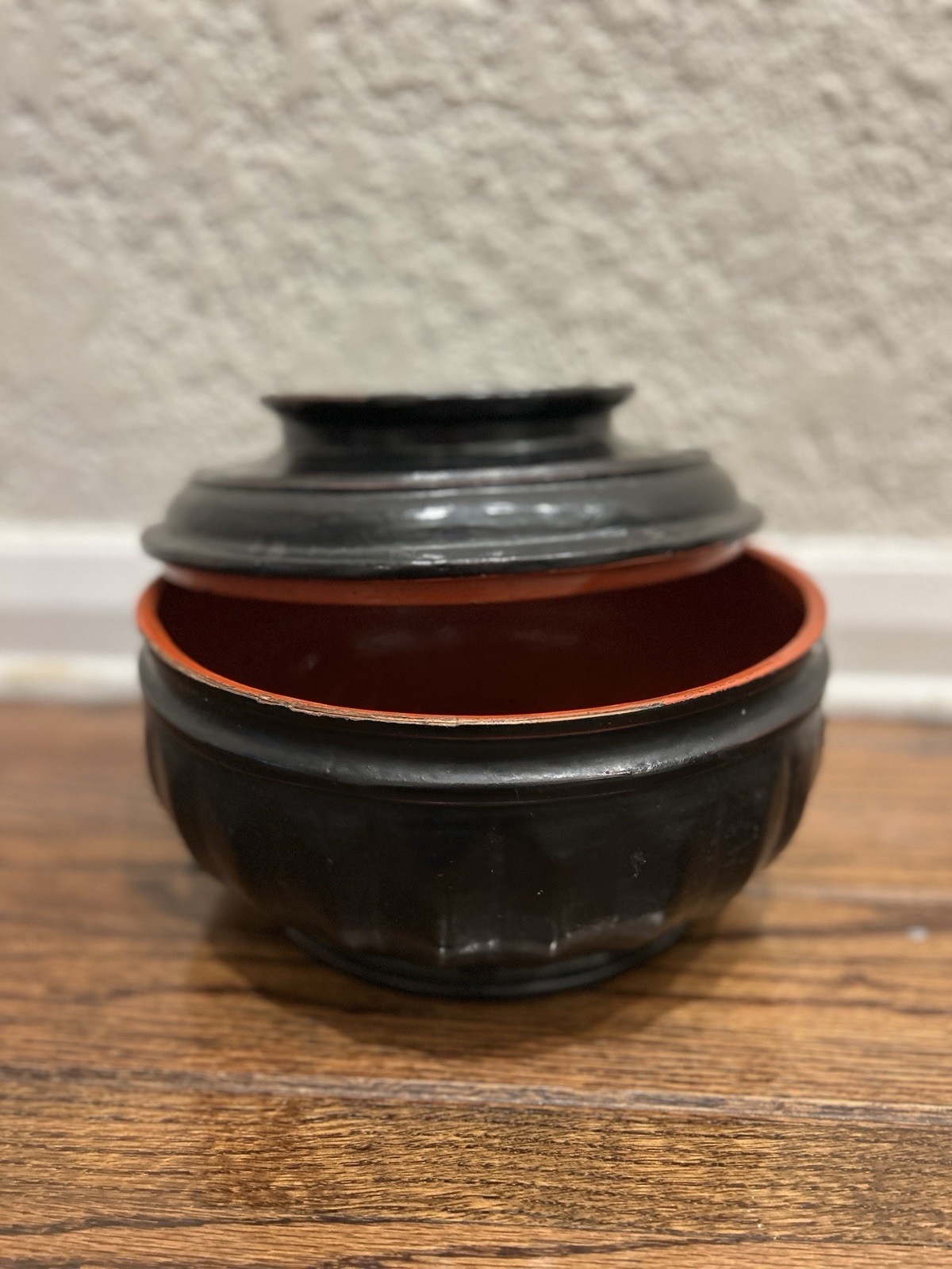 Vintage Burmese lacquer offering bowl, a Hsun Kwet.