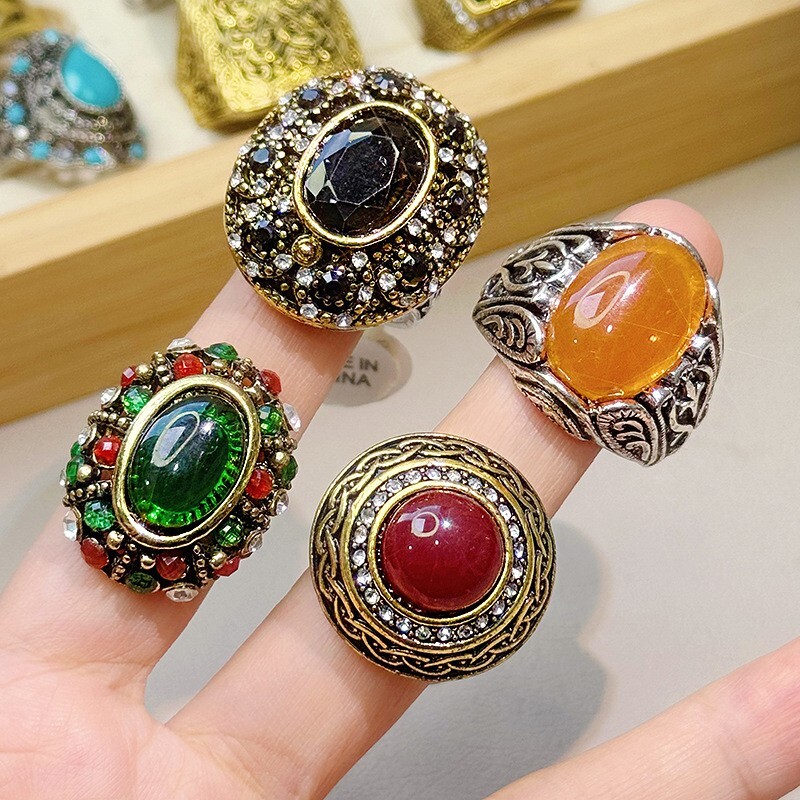 50pcs Lot Wholesale Vintage Crystal Stone Mix Style Metal Jewelry Ring Men Women