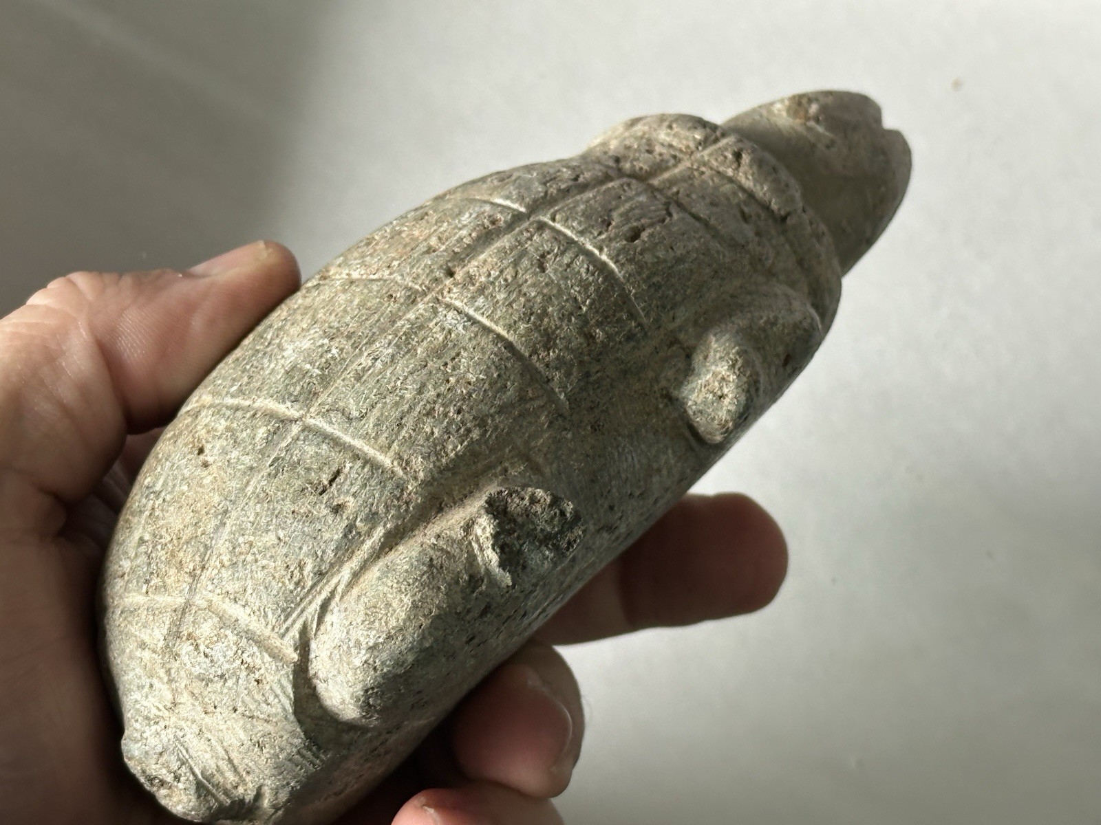 RARE CARVED STONE TURTLE EFFIGY FROM THE COLUMBIA RIVER, OREGON, MOTLEY COA