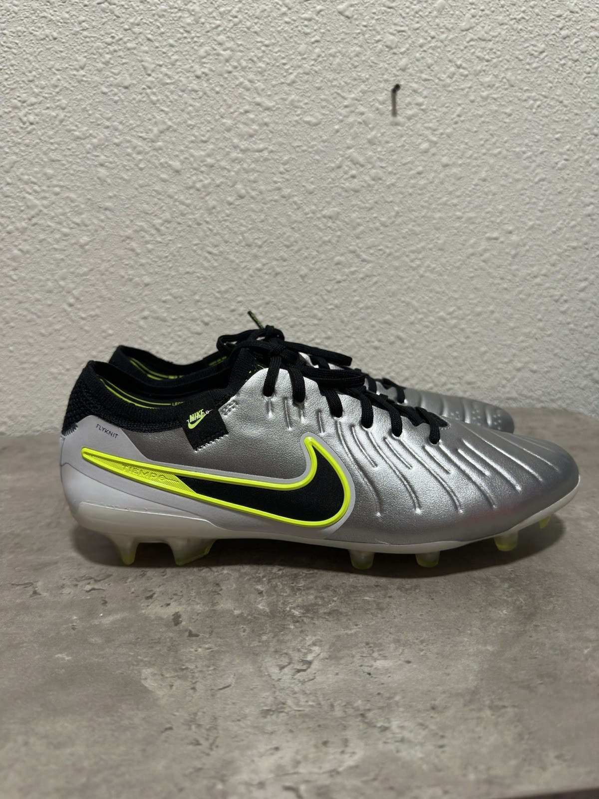 Men Nike Tiempo Legend 10 Elite FG Pro Soccer Cleats HF8980-001 Sz 8.5