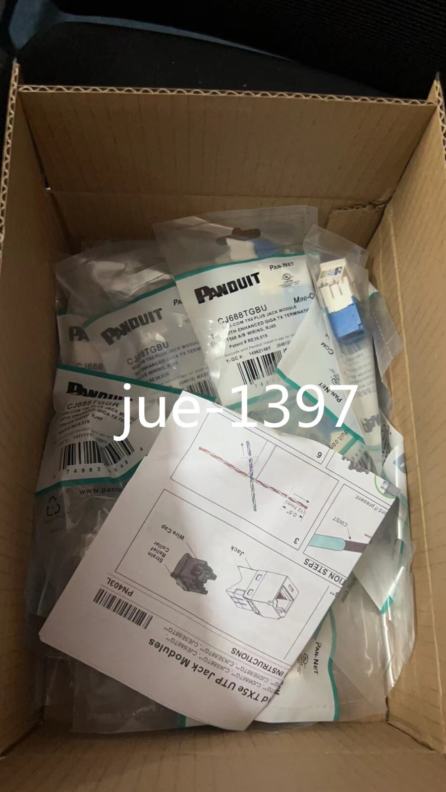 Panduit Giga TX Cat6 jack blue CJ688TGBU BOX OF 50. Free shipping！
