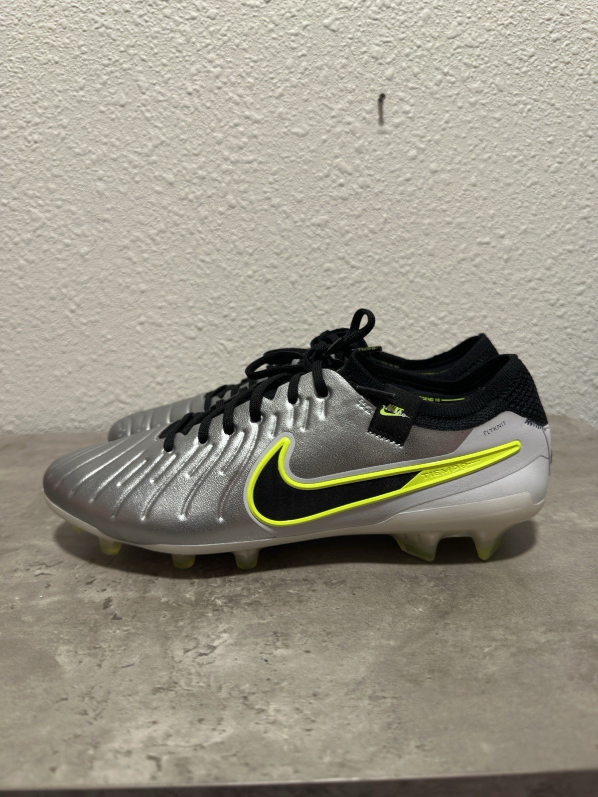 Men Nike Tiempo Legend 10 Elite FG Pro Soccer Cleats HF8980-001 Sz 8.5
