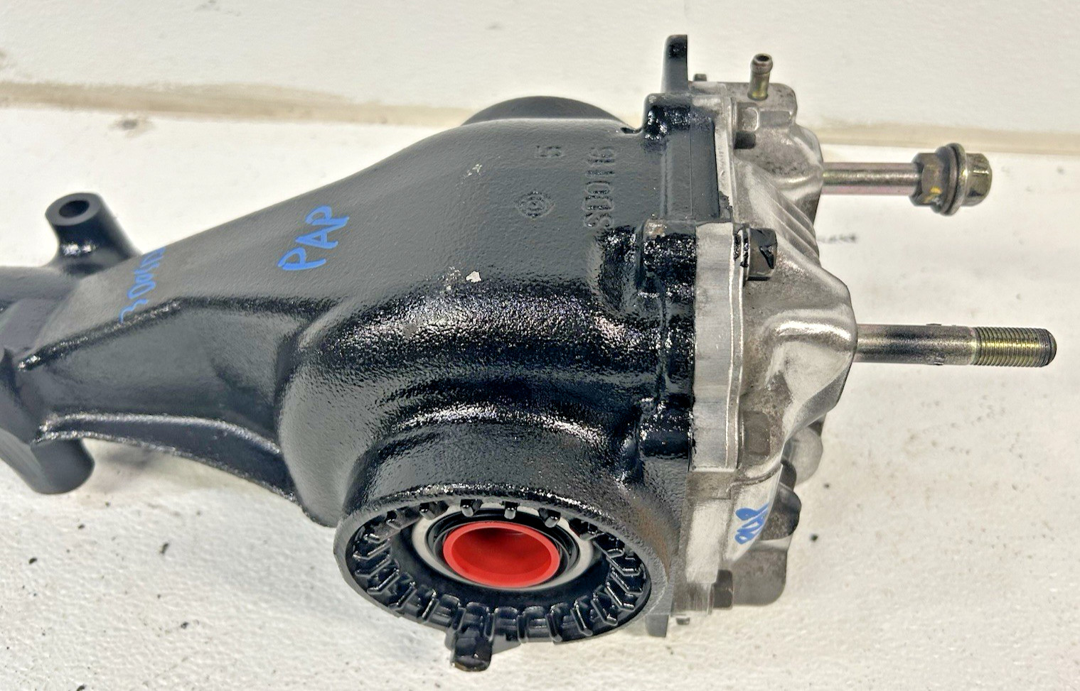 2006-2007 Subaru B9 Tribeca 3.0 rear diff 3.58 differential XX carrier oem