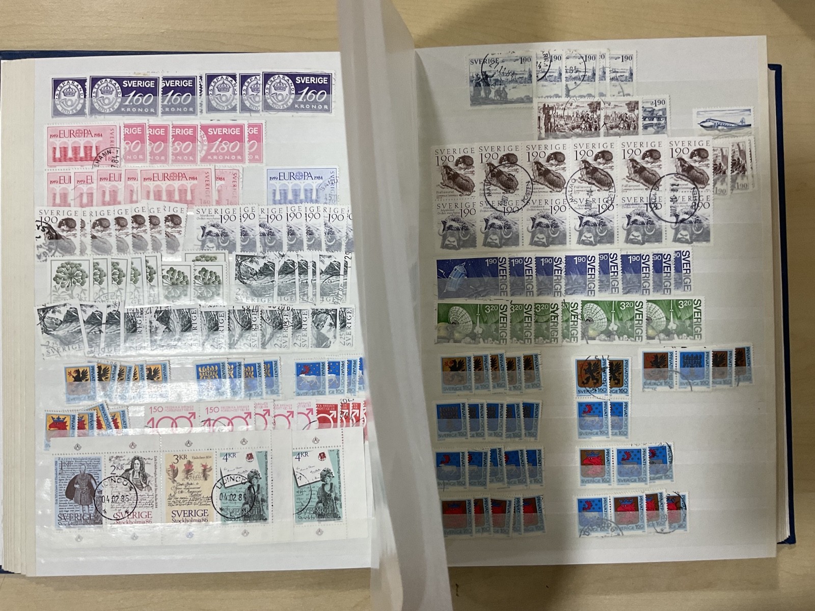 Sweden stamps. Vintage. 4 stock books/album. 4.8kg. BG97*