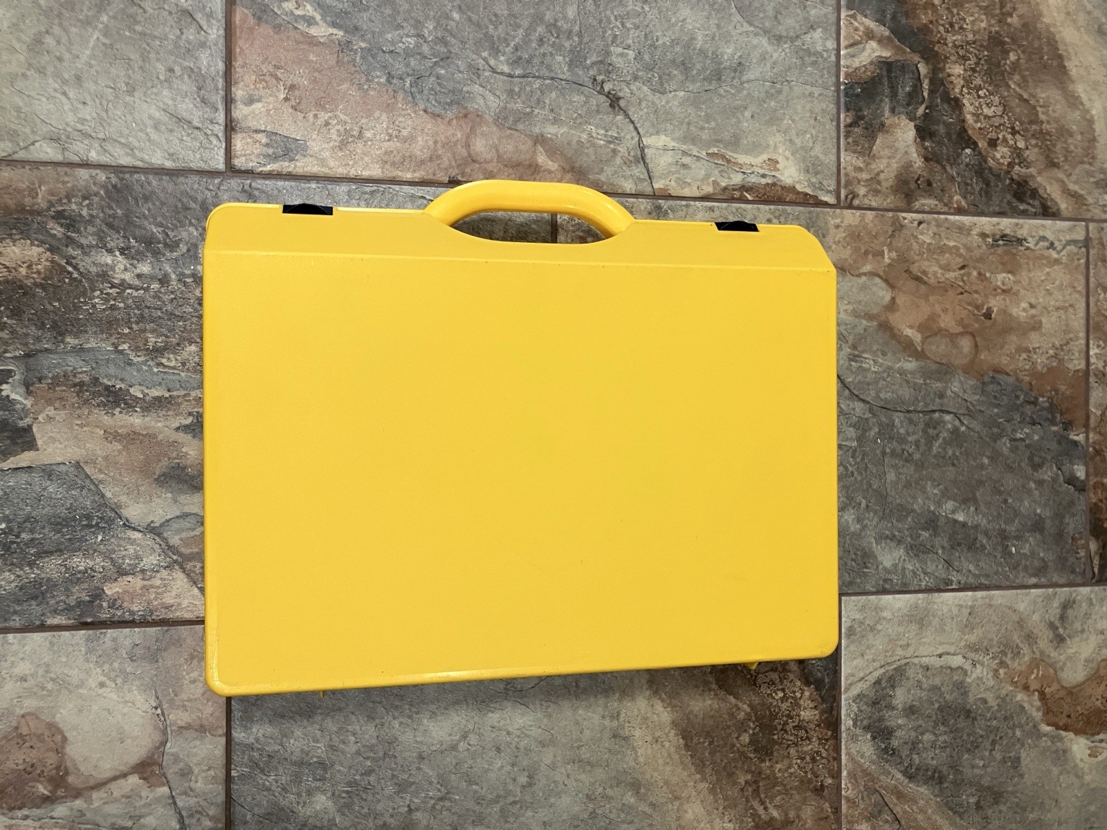 KROY HANDHELD LABEL PRINTER MODEL K5100 SHRINK TUBE PRINTER & VINYL SELF LAMENT