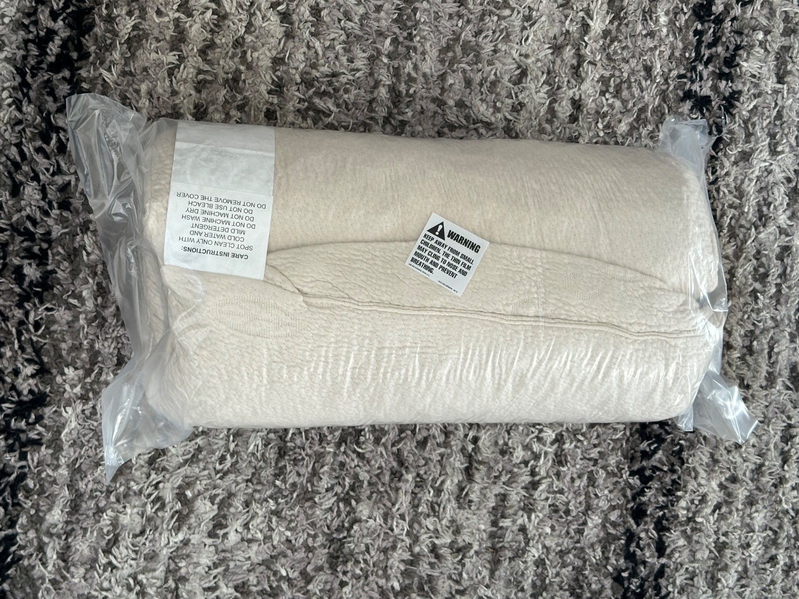 New Sealed Queen Size Organic Avocado Pillow with Natural Latex and Kapok Fill