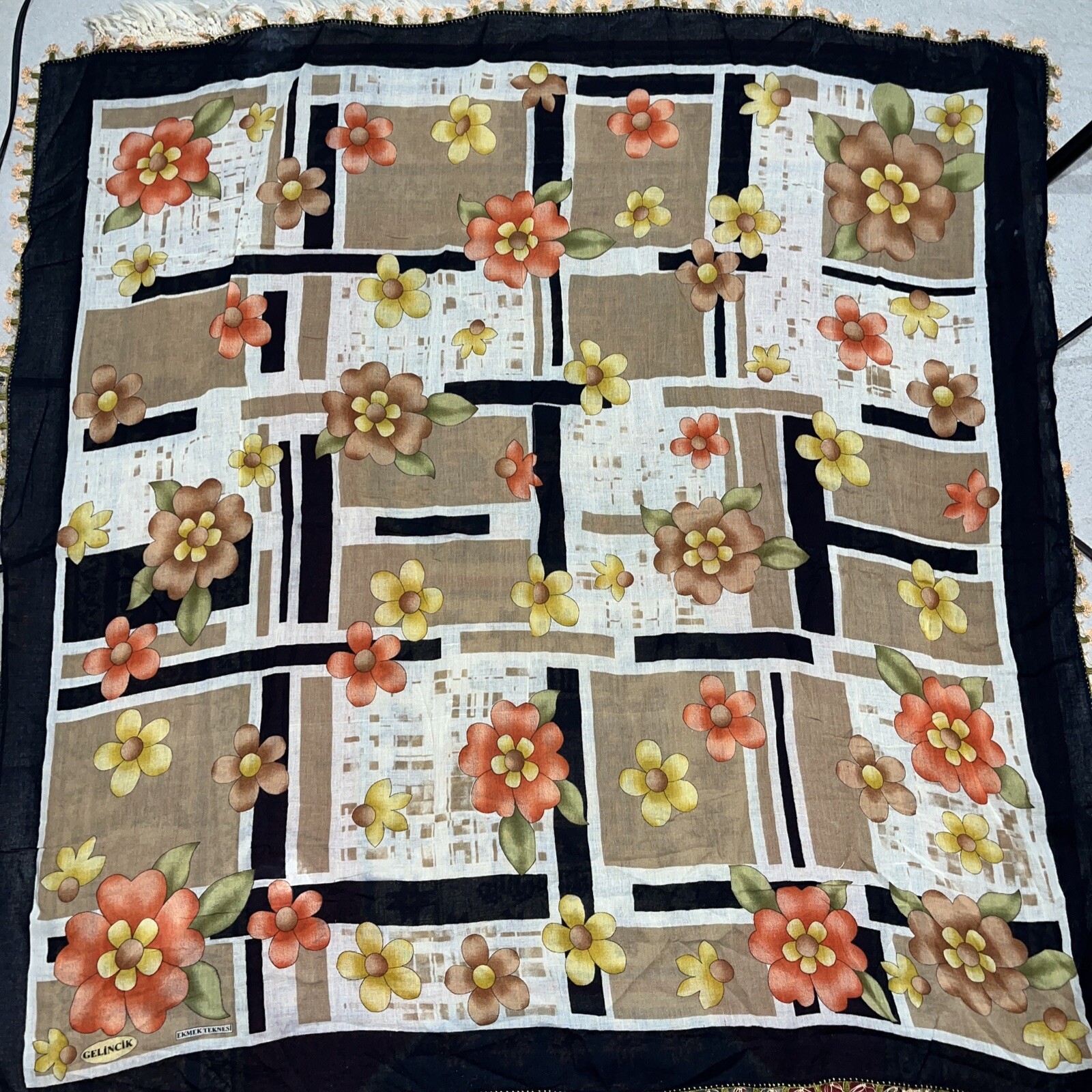 Vintage Gelincik Ekmek Teknesi Geometric Abstract Floral Lace Trim Scarf 36x36”