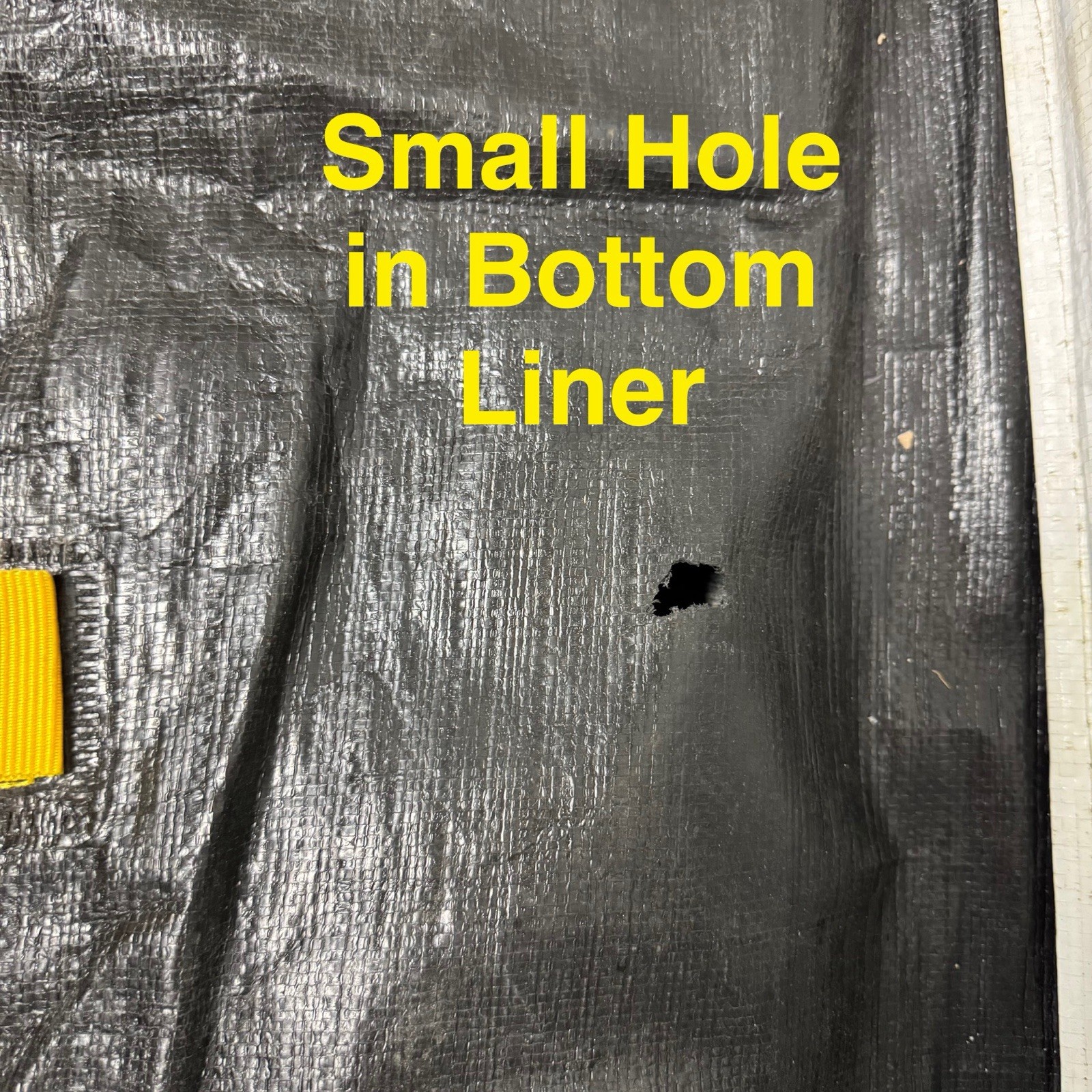 1 AMAZON COURIER DELIVERY STORAGE TOTE BAG 28x23x20 MIX COLORS *B GRADE* BULK