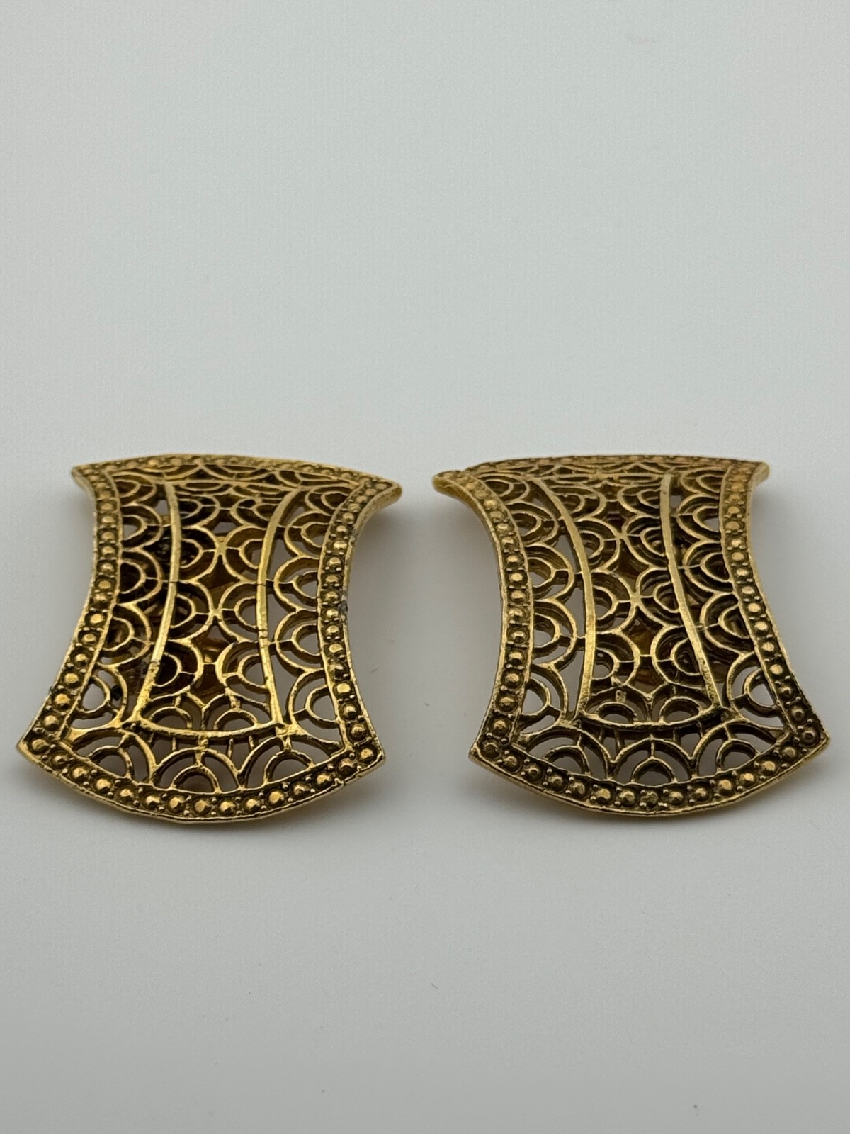 Vintage Musi Shoe Clips Gold Tone Signed