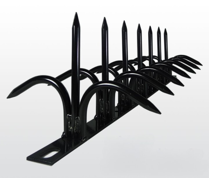Shinobi Stealth Outdoor Security Fence 5.1in black With Claws On Both Sides