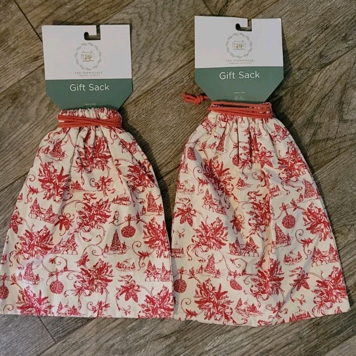 The Farmhouse By Rachel Ashwell Red Toile Christmas Cloth Gift Sacks 2 Large