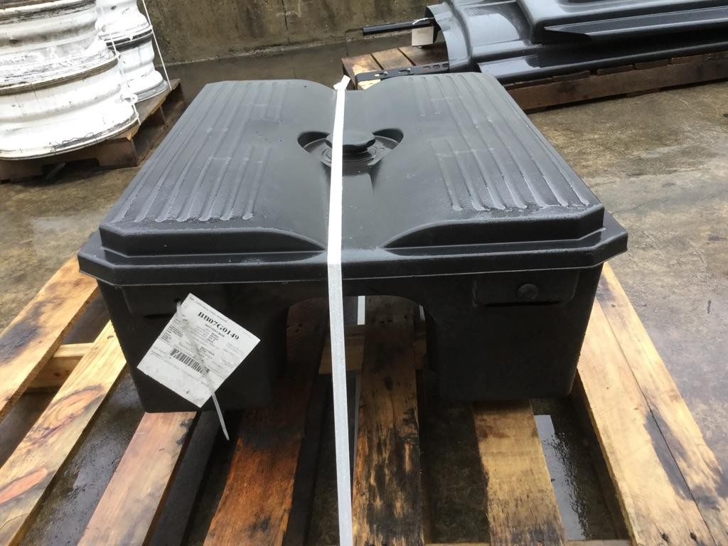 Replaces 2007 FREIGHTLINER COLUMBIA 120 BATTERY BOX 3275897