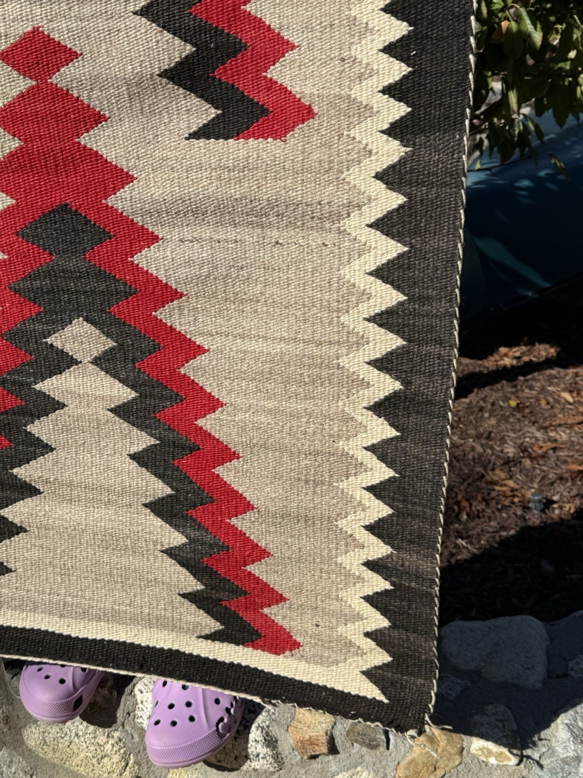 AUTHENTIC NAVAJO CABIN RUG c1920’s 60”X 32” XLNT NATIVE AMERICAN TIGHT WEAVING