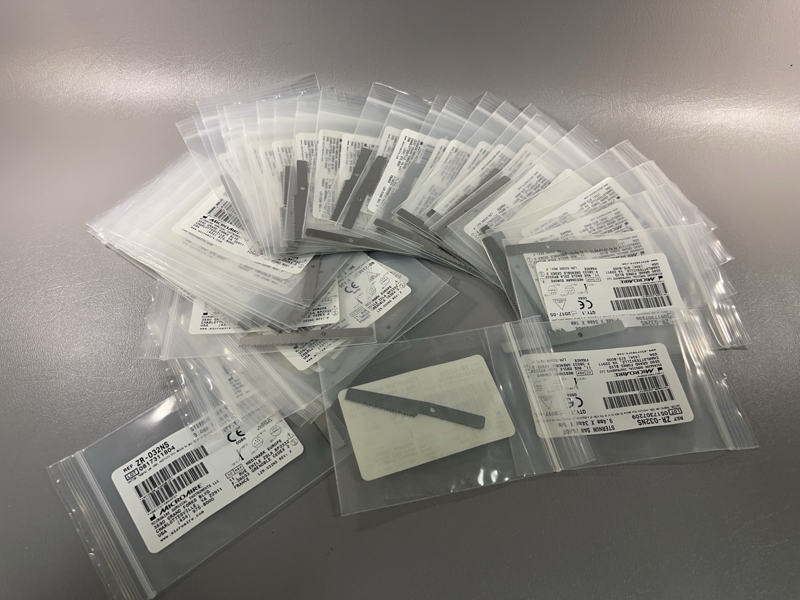 MICROAIRE (ref ZR-032NS ) Sternum Saw Blades Lot of 46