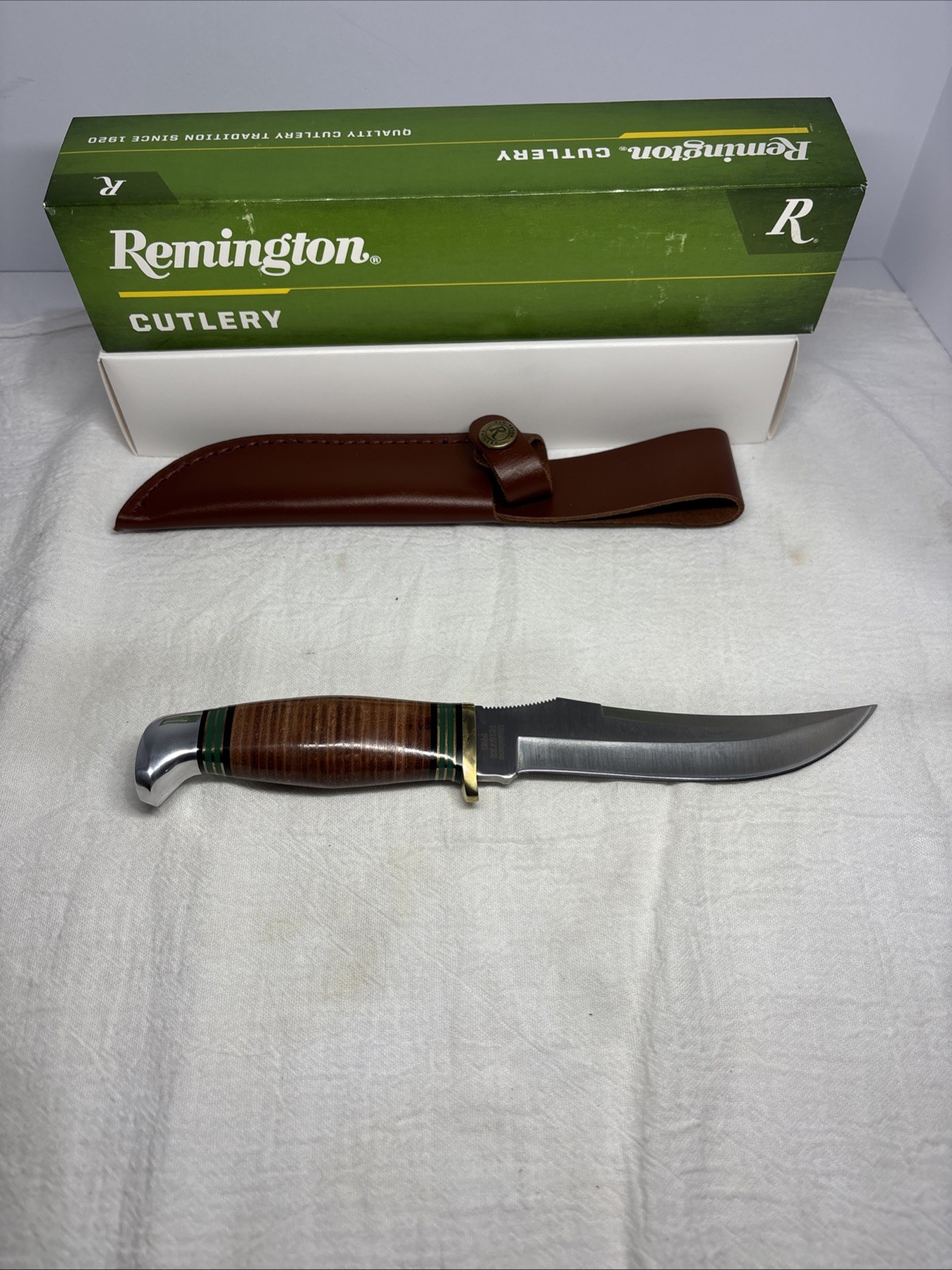 Remington Hunting Knife Fixed Blade Stacked Leather Handle Leather Sheath R15722