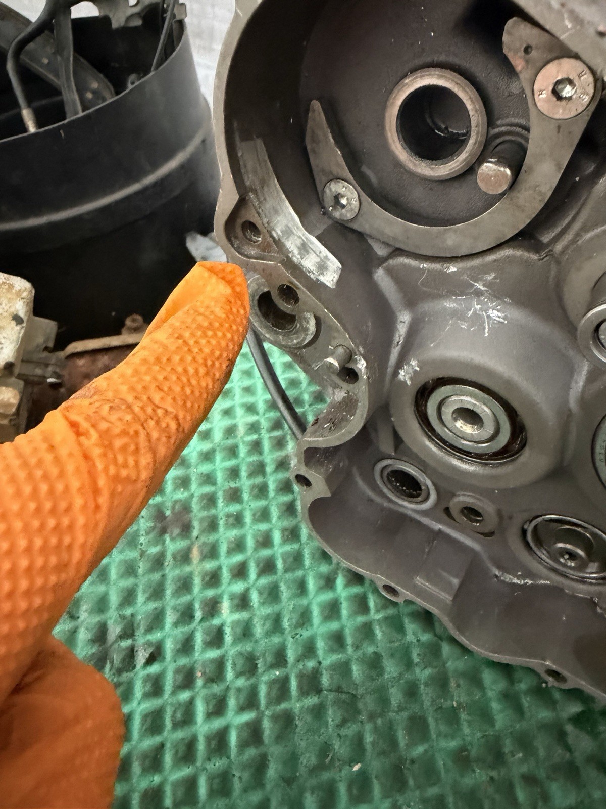 1999 07 KTM 125 250 SX 125SX Engine Crankcase Set Carter Block Half Bottom End