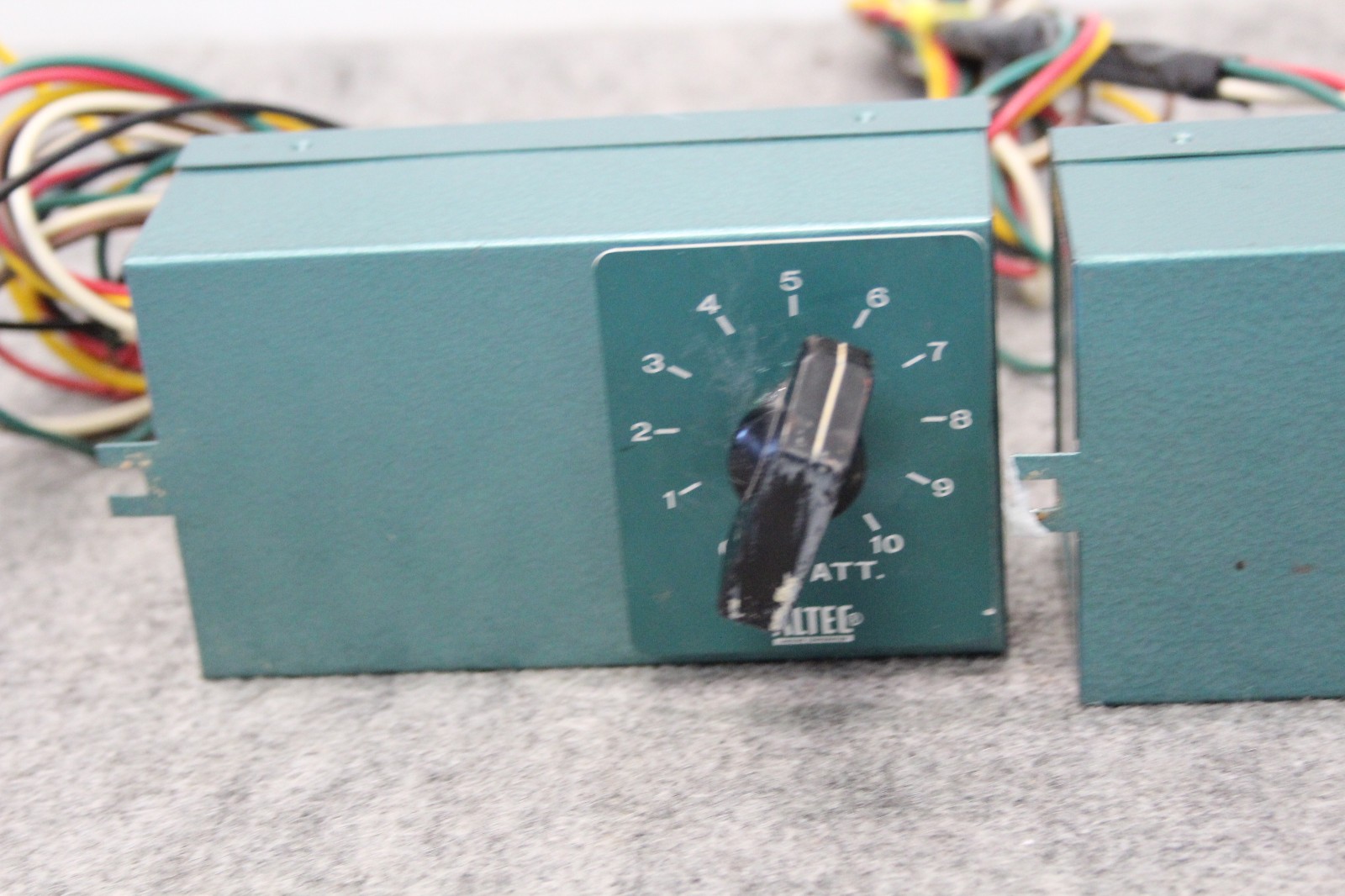 PAIR Altec N-3000-E 2-Way Crossovers Dividing Network 601C