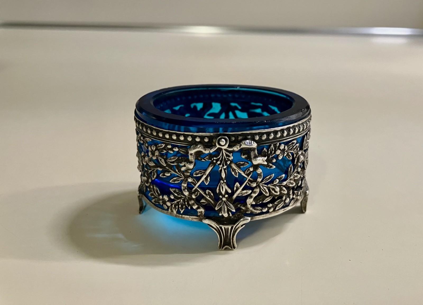 ANTIQUE SILVER FLORAL OPENWORK BLUE GLASS LINDED SALT CELLAR MASSAT FRERES PARIS