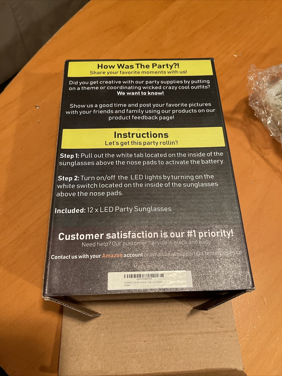 LED Glow Party Sunglasses NEW