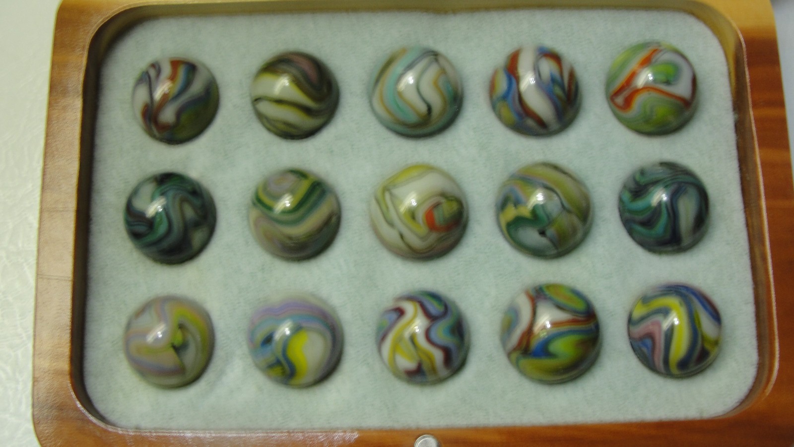 Wood box w Dave McCullough signature marbles Jabo Joker Experimentals w/ 2 dz UV