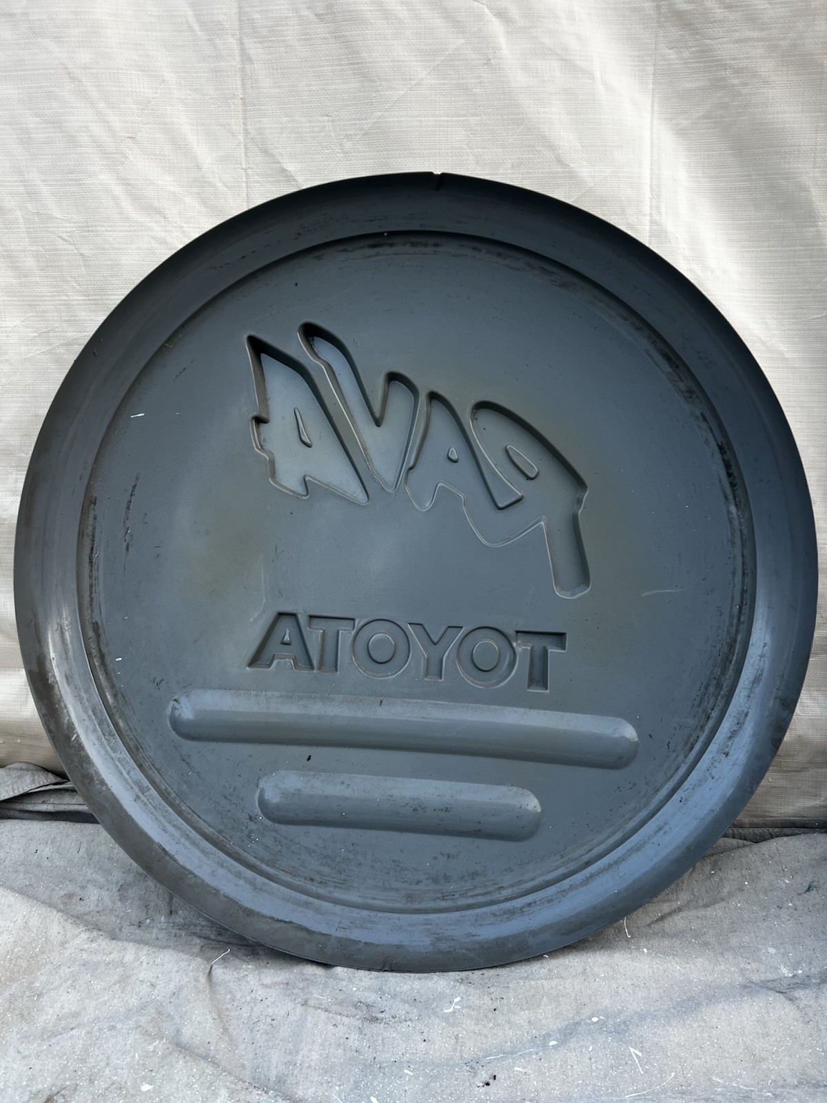 96-00 OEM Toyota RAV4 Spare Tire Tailgate Cover Shell Hard GENUINE ACCESSORY