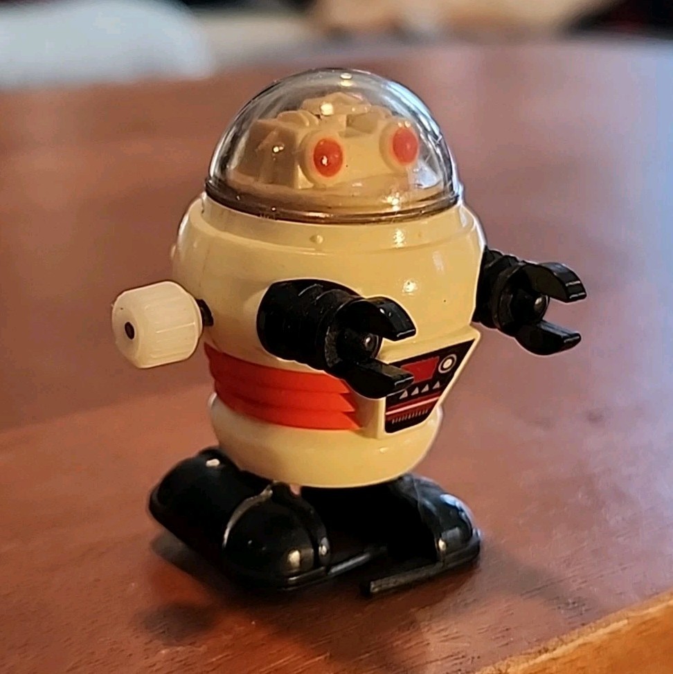 Tomy 1980's Rascal Pocket Bot Robot White Taiwan